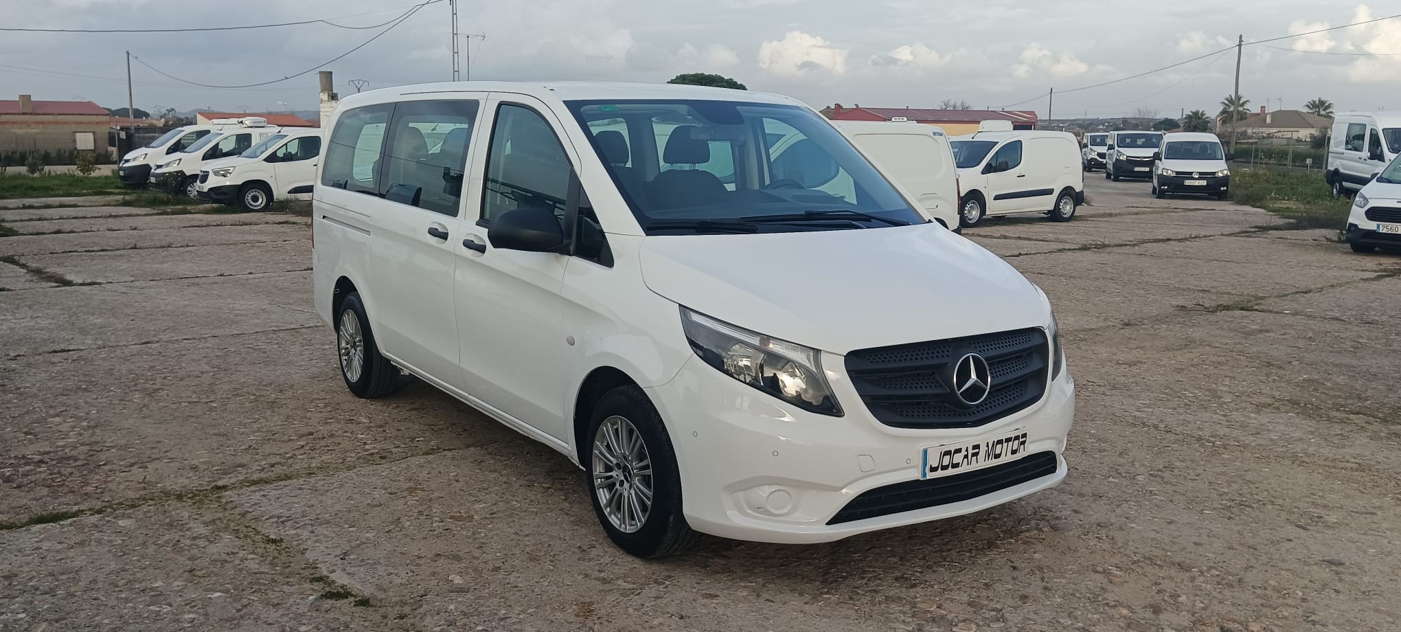 MERCEDES VITO 111 CDI TOURER PRO LARGA 8 PLAZAS