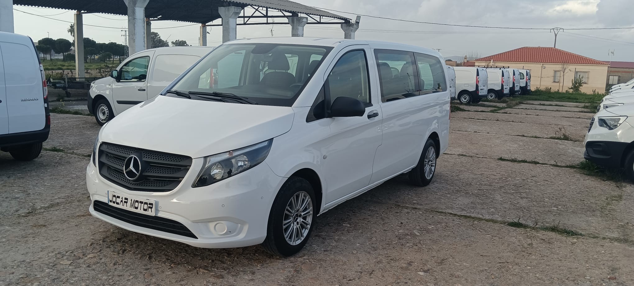MERCEDES VITO 111 CDI TOURER PRO LARGA 8 PLAZAS