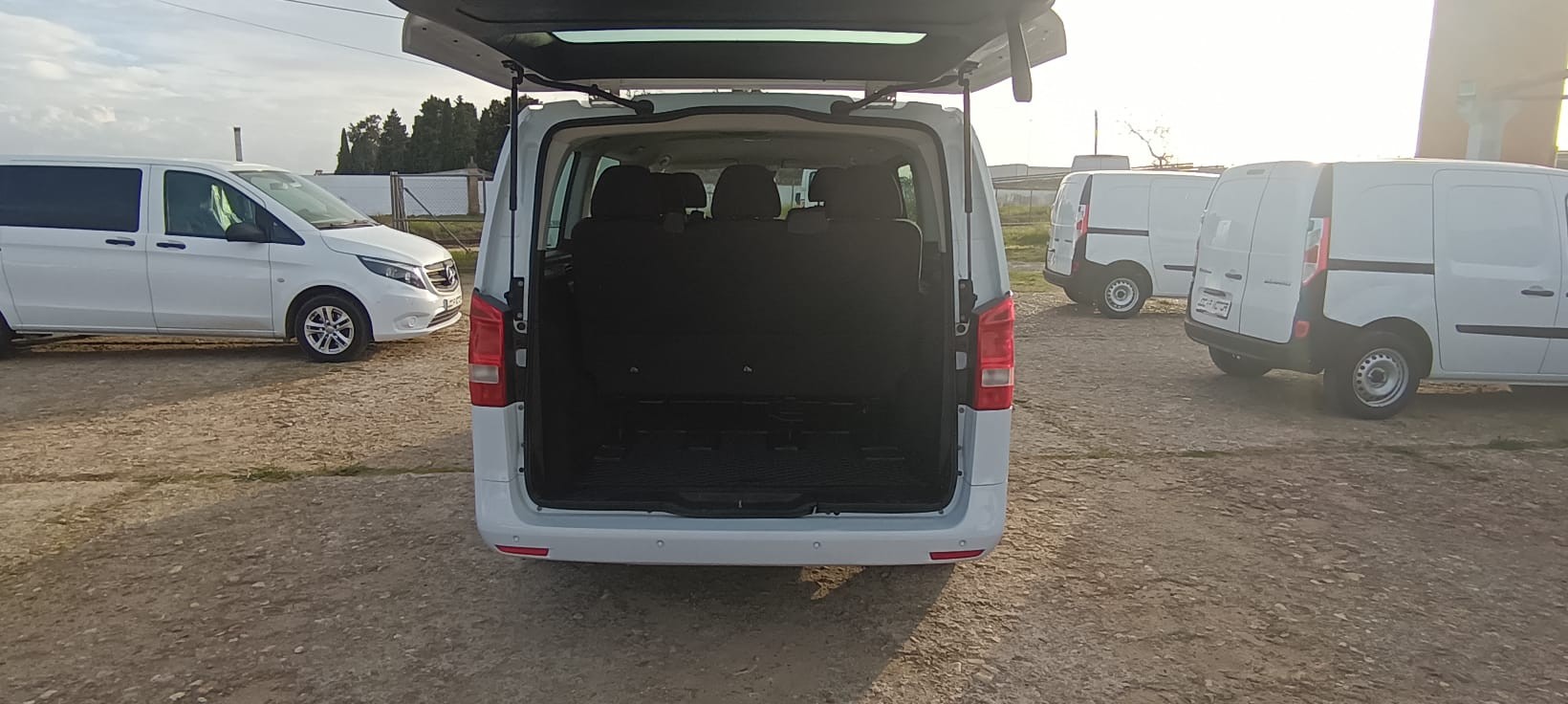 MERCEDES VITO 111 CDI TOURER PRO LARGA 8 PLAZAS