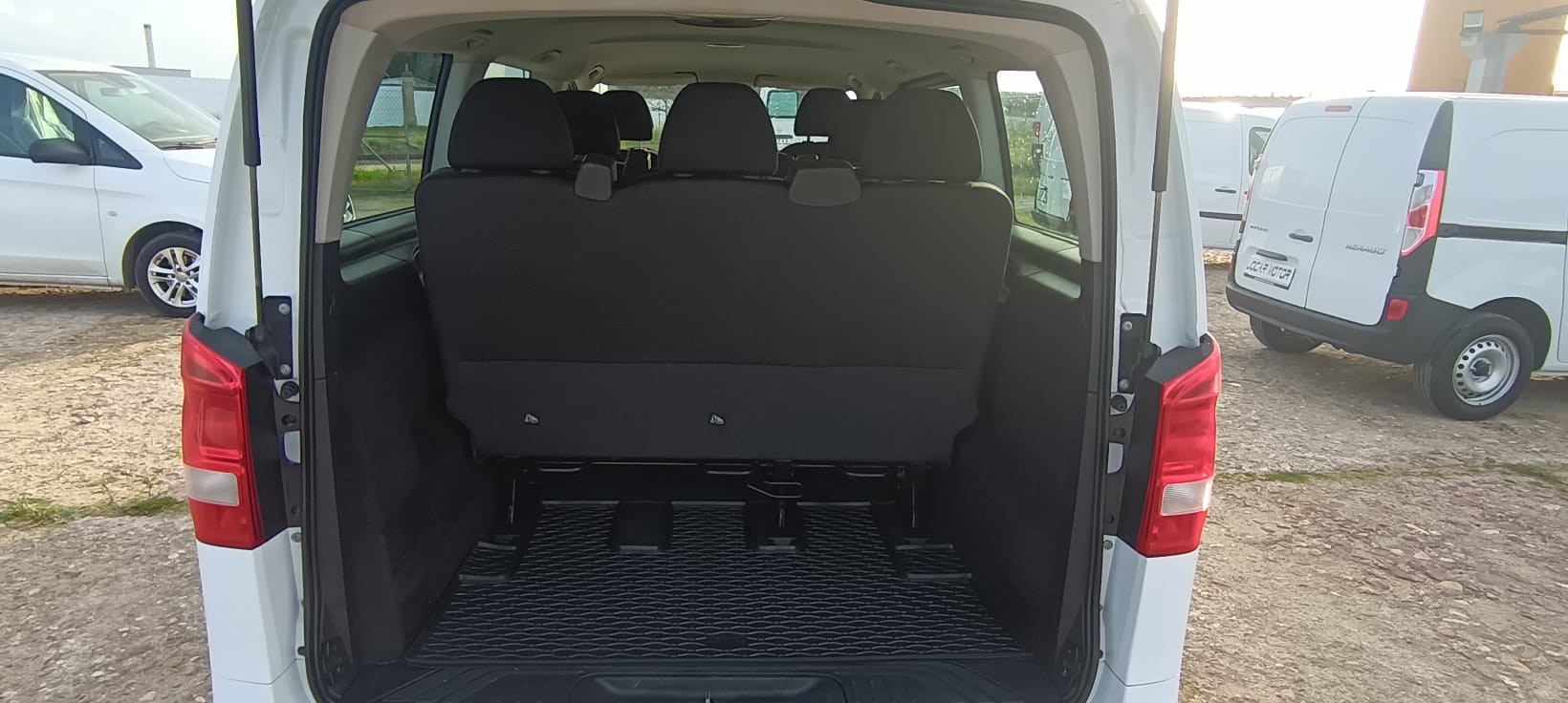 MERCEDES VITO 111 CDI TOURER PRO LARGA 8 PLAZAS