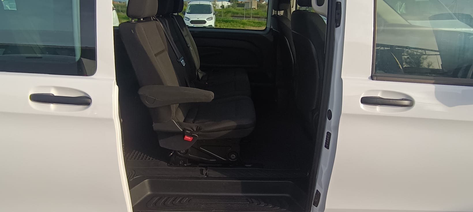 MERCEDES VITO 111 CDI TOURER PRO LARGA 8 PLAZAS