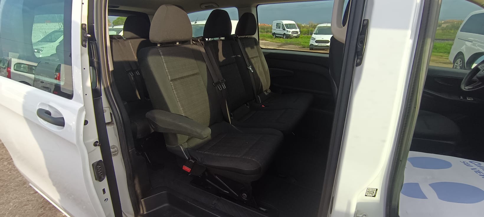 MERCEDES VITO 111 CDI TOURER PRO LARGA 8 PLAZAS