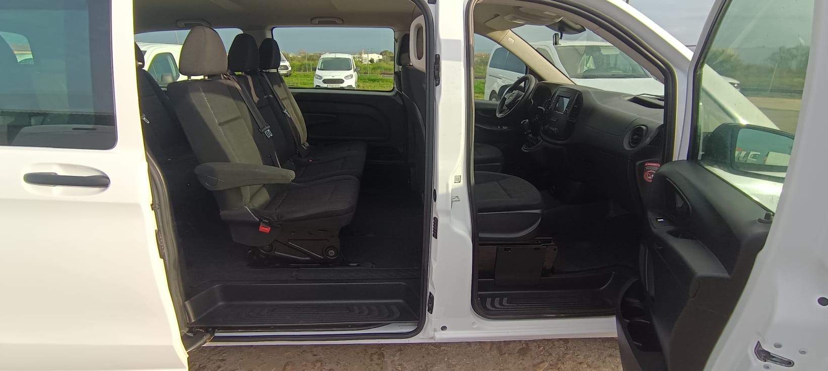 MERCEDES VITO 111 CDI TOURER PRO LARGA 8 PLAZAS