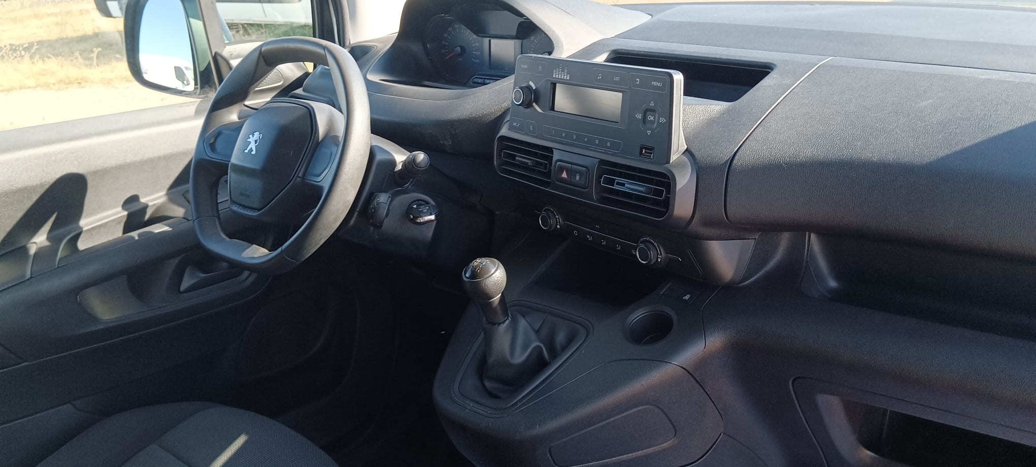 PEUGEOT PARTNER PRO ESTANDAR 600 BLUEHDI 100CV