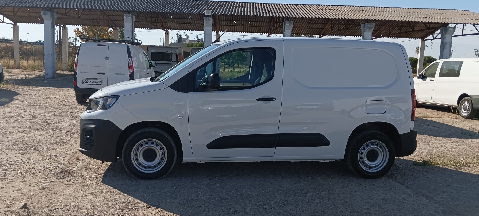 copy of FORD COURIER 1.6 TDCI 75 CV FURGON