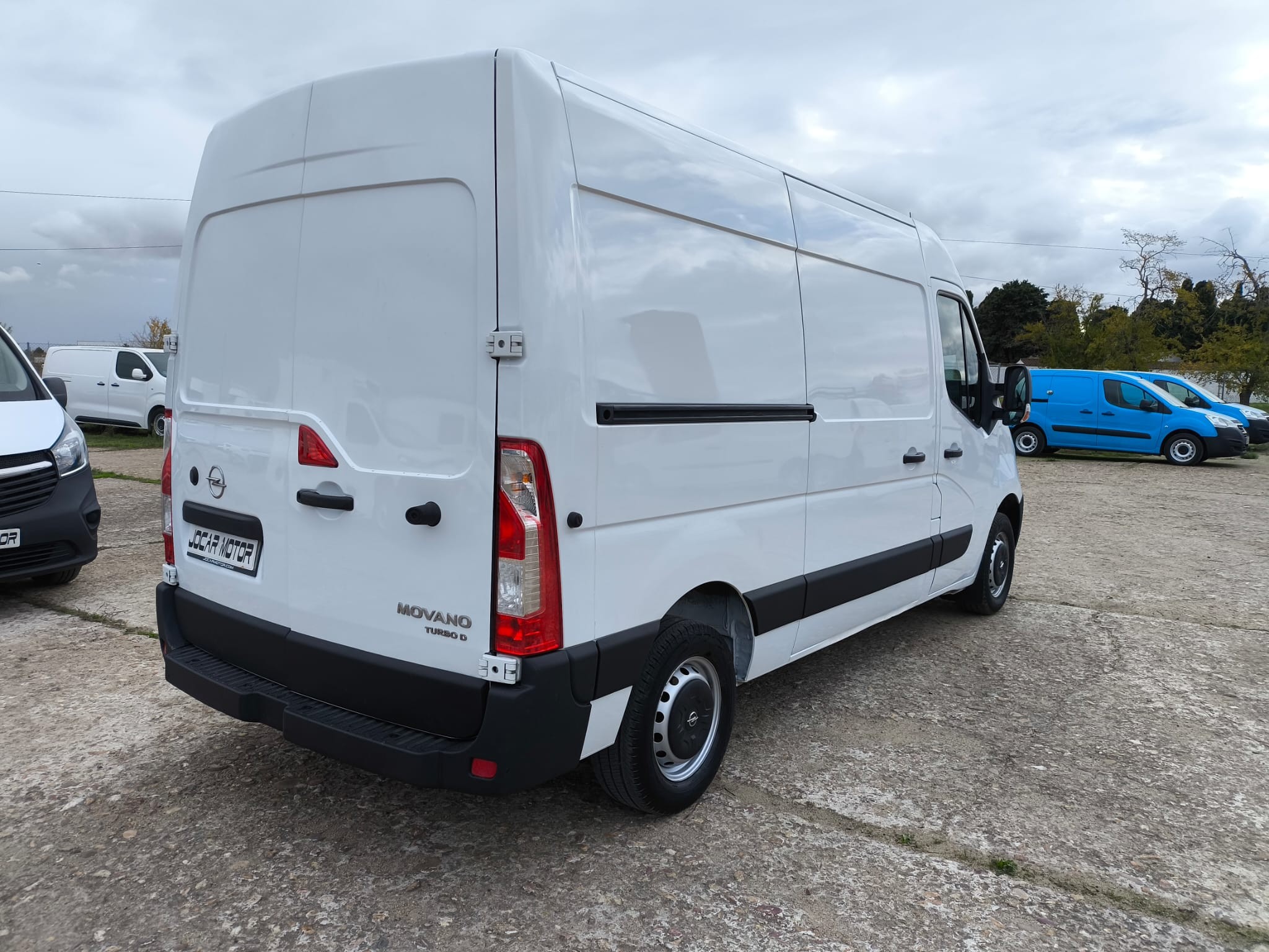 copy of FORD COURIER 1.6 TDCI 75 CV FURGON