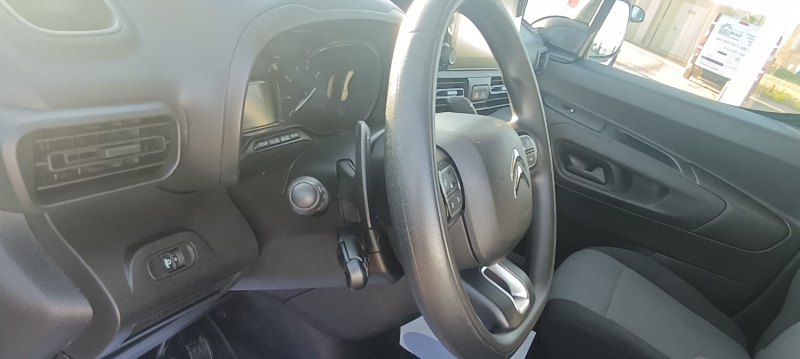 copy of FORD COURIER 1.6 TDCI 75 CV FURGON