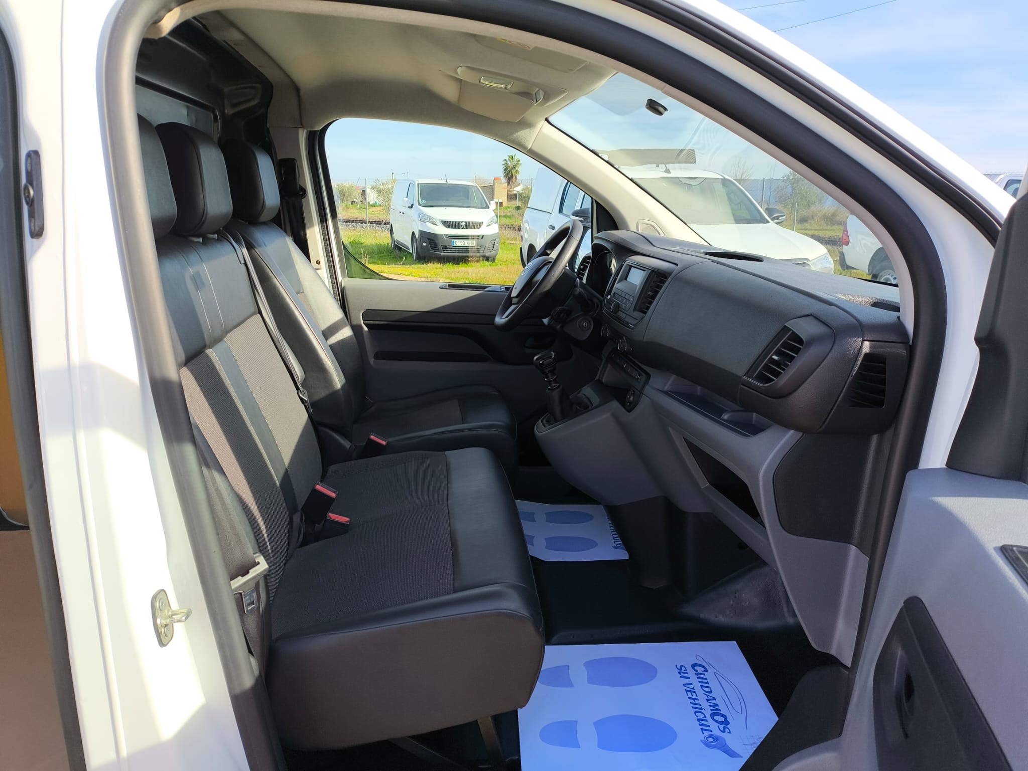 copy of FORD COURIER 1.6 TDCI 75 CV FURGON