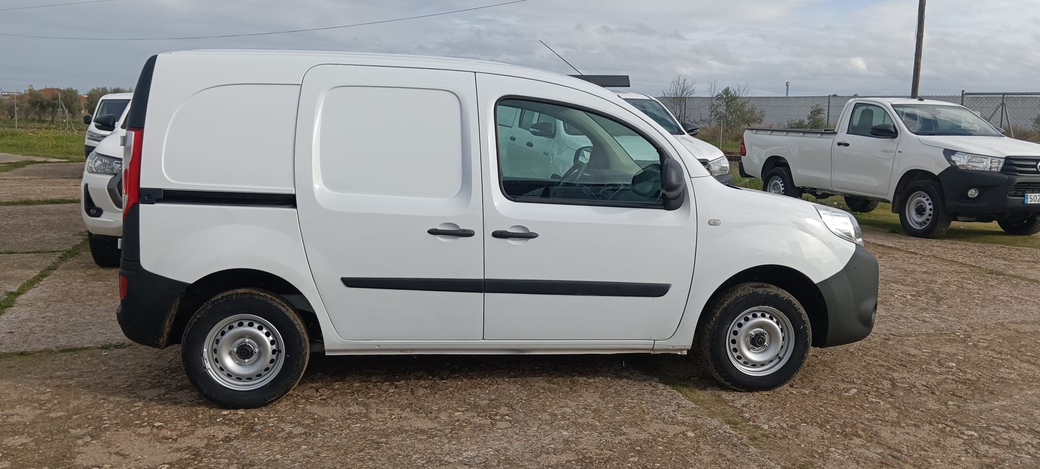 copy of FORD COURIER 1.6 TDCI 75 CV FURGON