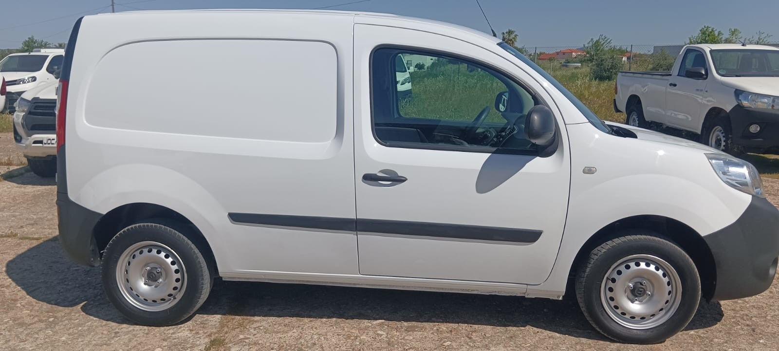 copy of FORD COURIER 1.6 TDCI 75 CV FURGON