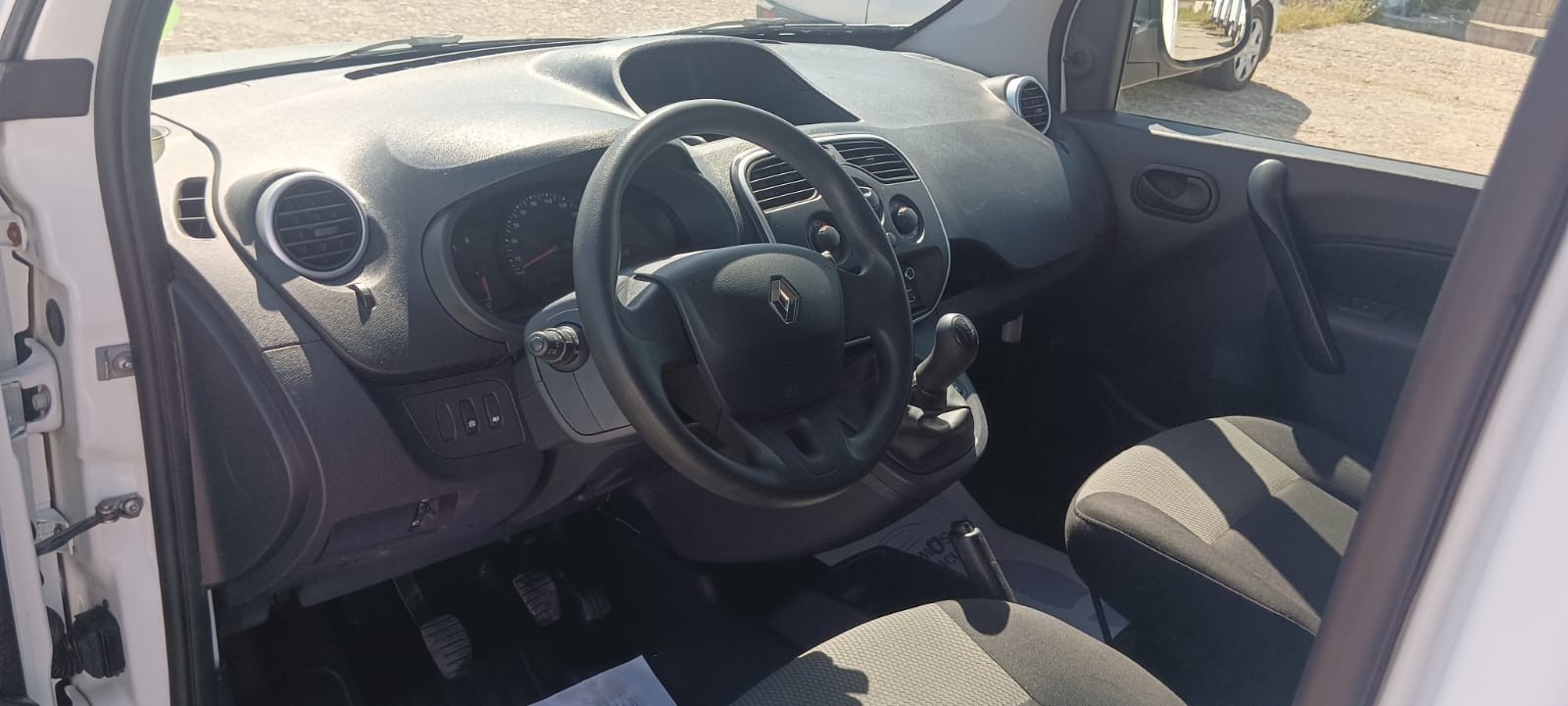 RENAULT KANGOO PROFESIONAL 1.5 DCI 75 CV FURGON TALLER