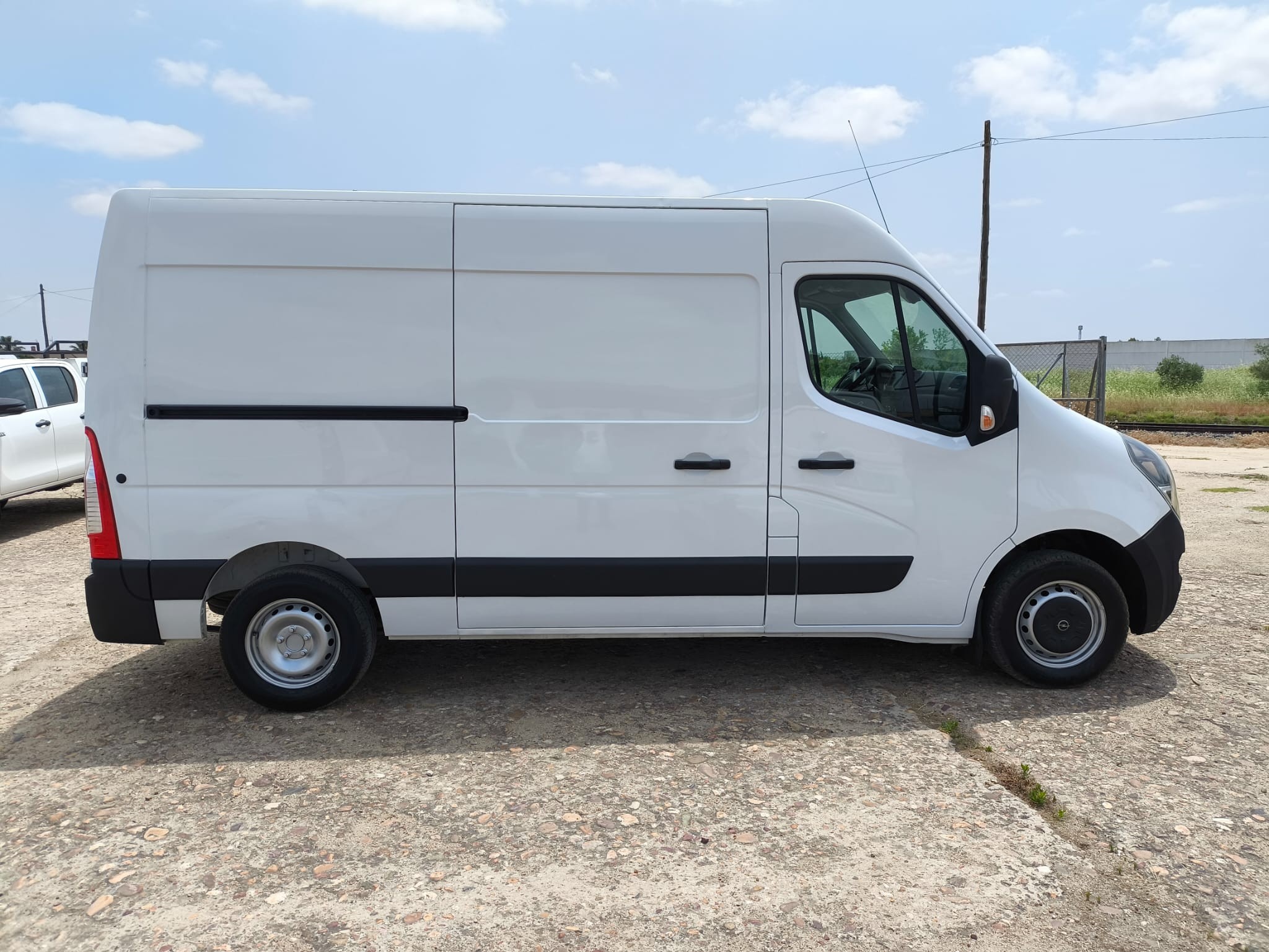 copy of FORD COURIER 1.6 TDCI 75 CV FURGON