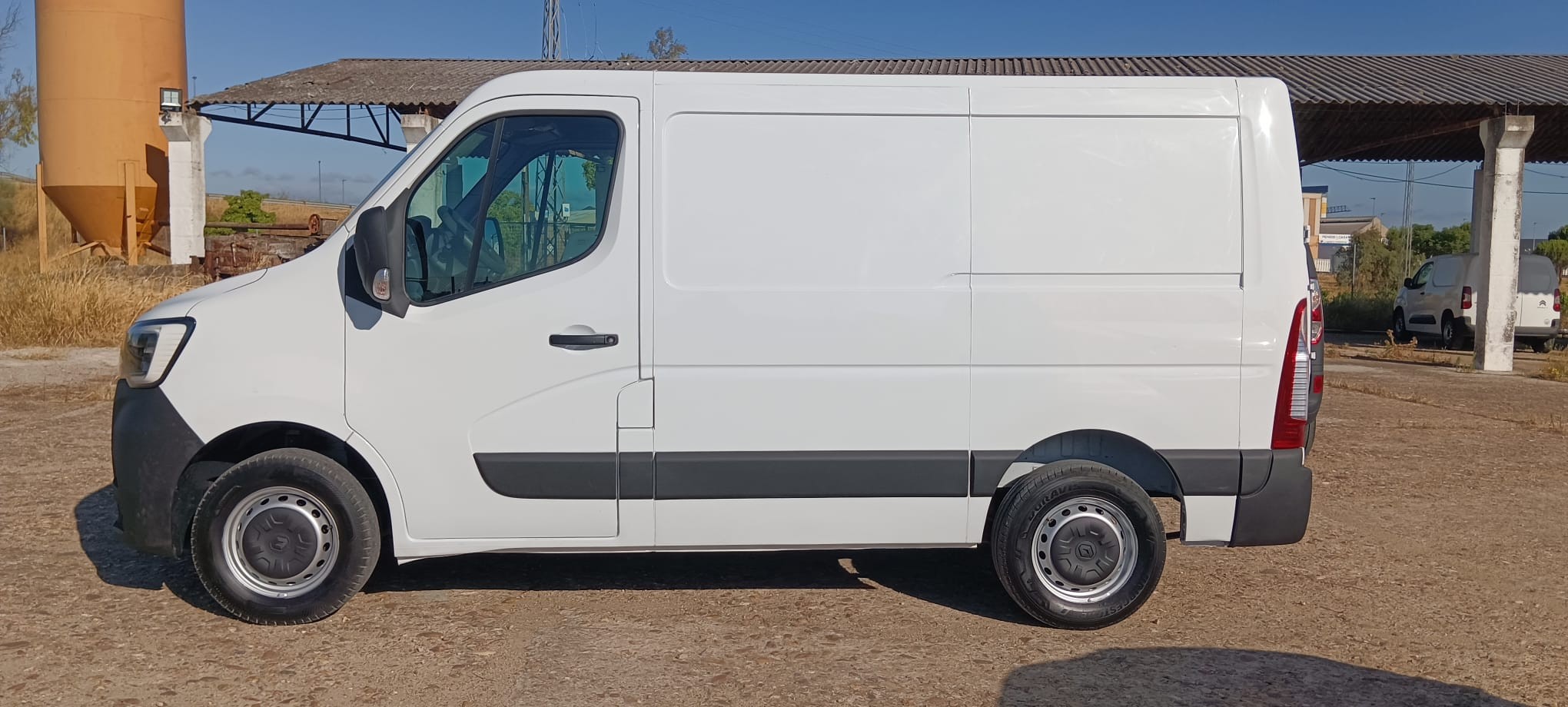 copy of FORD COURIER 1.6 TDCI 75 CV FURGON