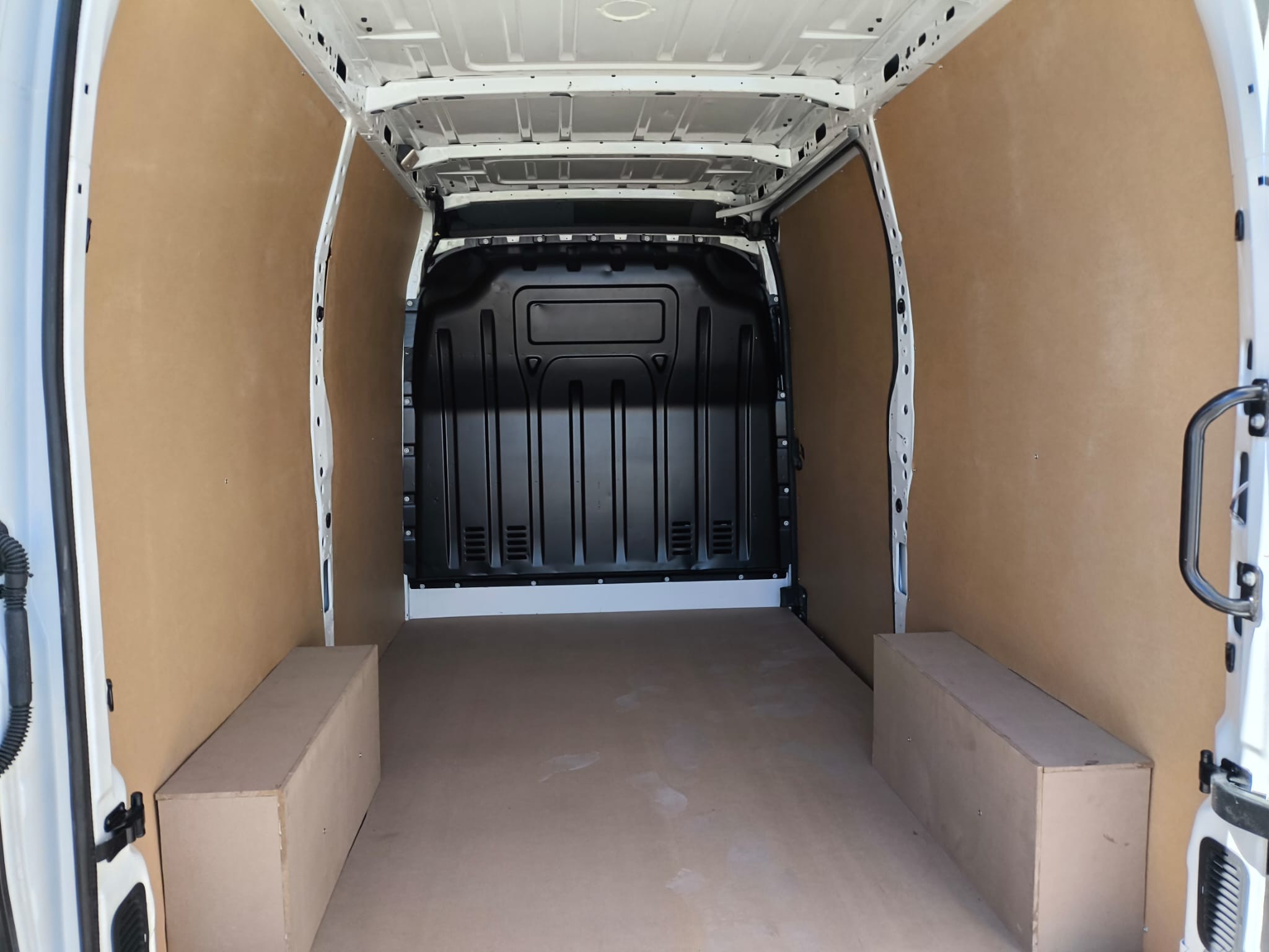 copy of FORD COURIER 1.6 TDCI 75 CV FURGON