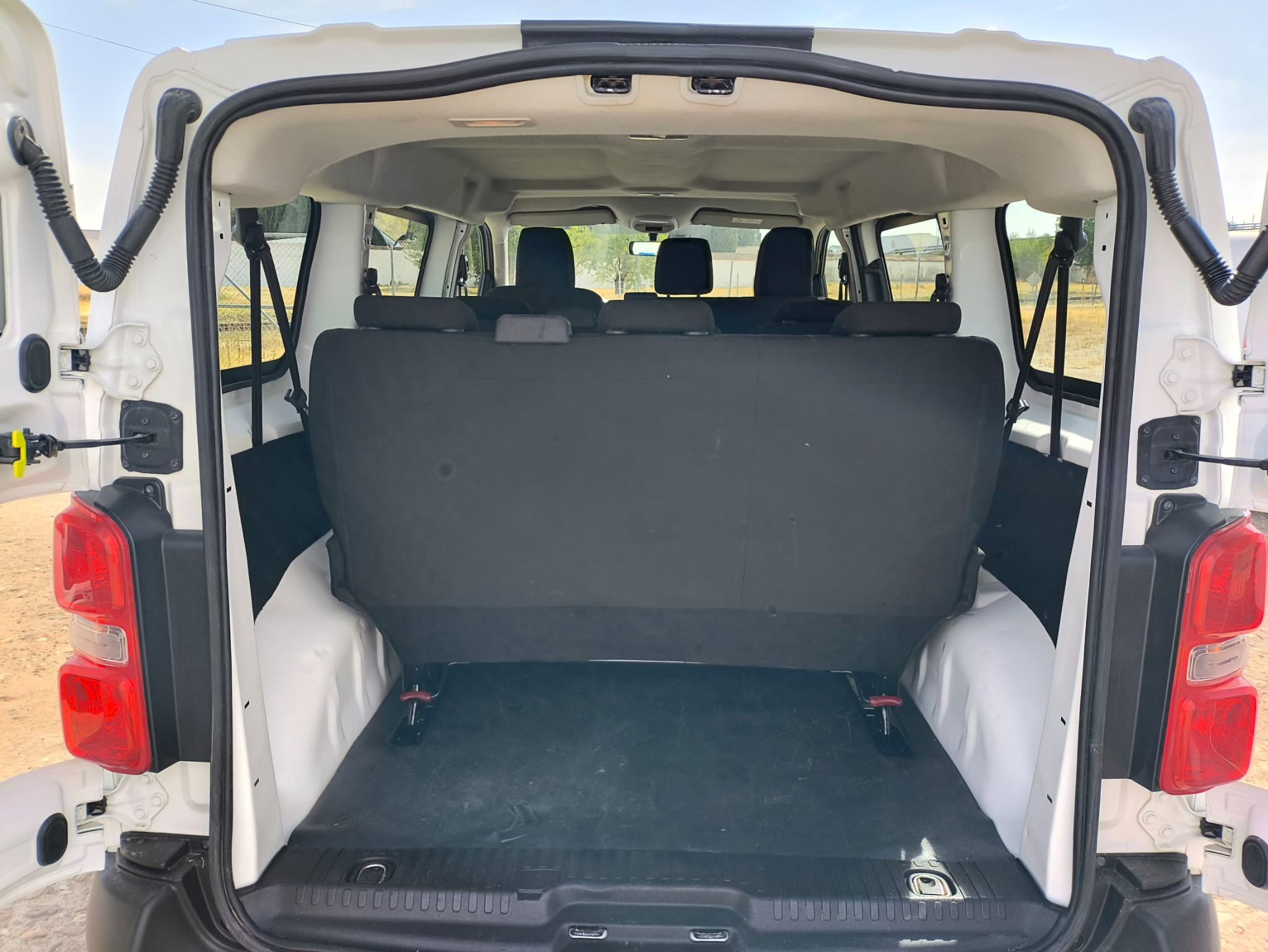 OPEL VIVARO TALLA M COMBI 1.5D 120 CV 9 PLAZAS