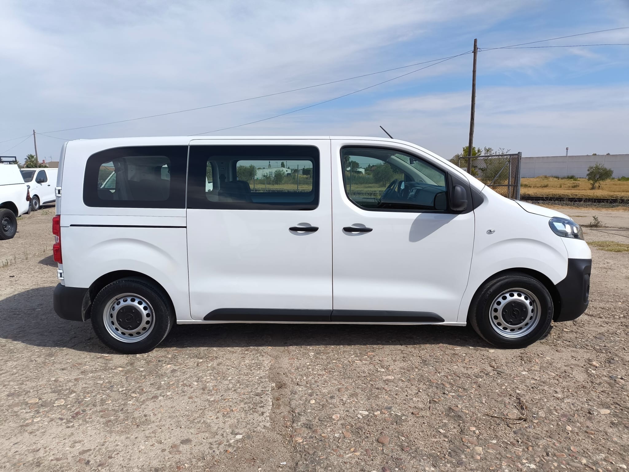 copy of FORD COURIER 1.6 TDCI 75 CV FURGON
