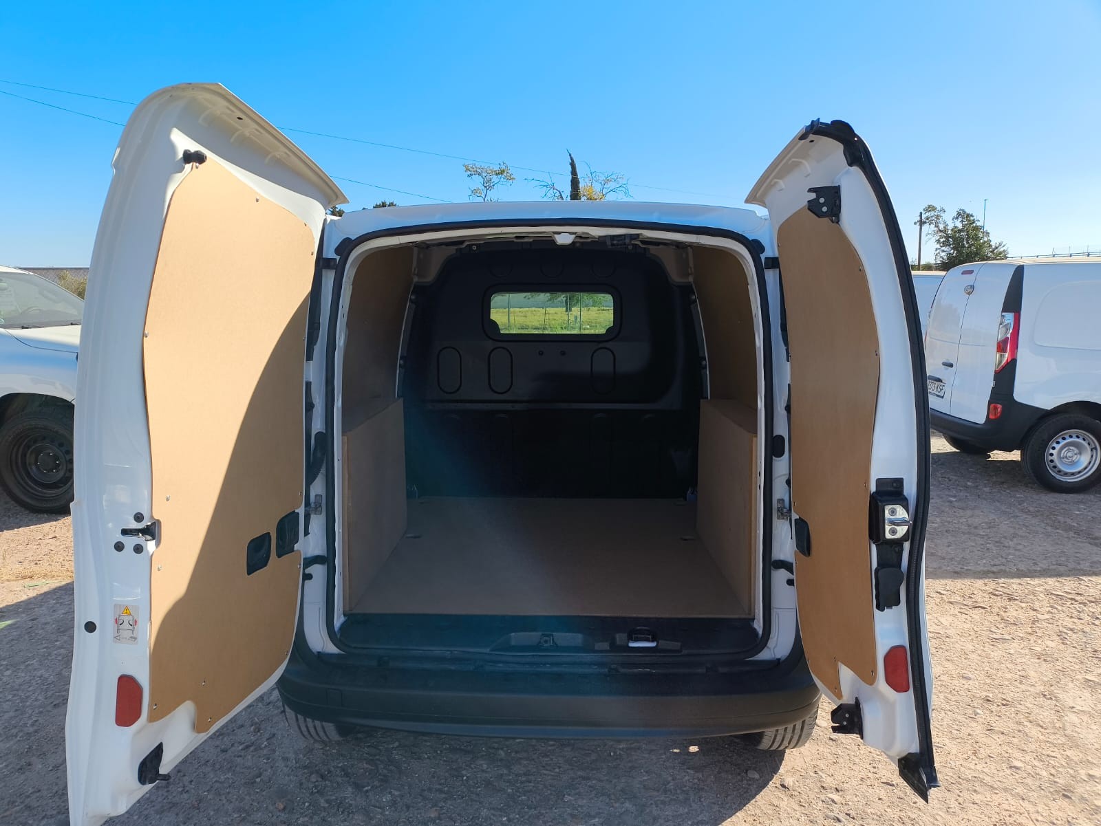 RENAULT KANGOO PROFESIONAL 1.5 DCI 75 CV FURGON