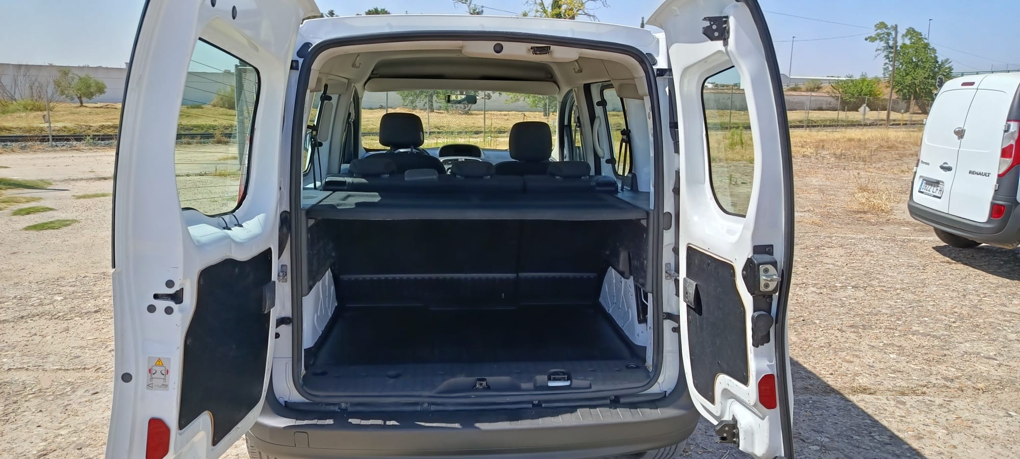 copy of FORD COURIER 1.6 TDCI 75 CV FURGON