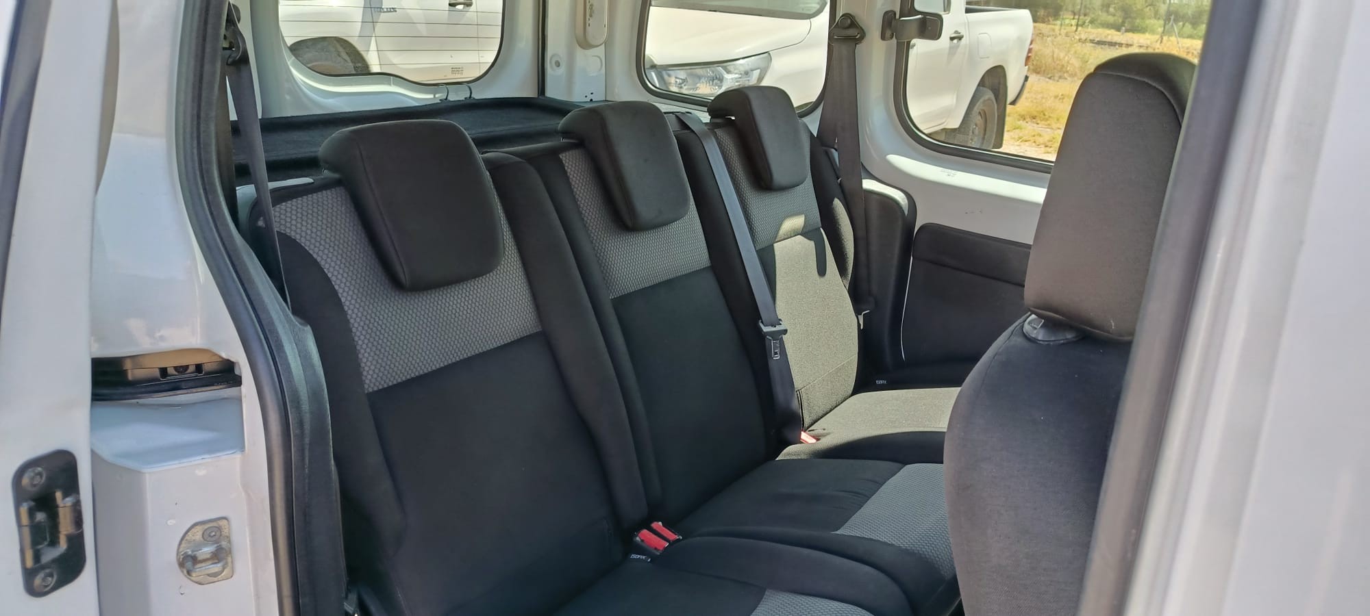 copy of FORD COURIER 1.6 TDCI 75 CV FURGON