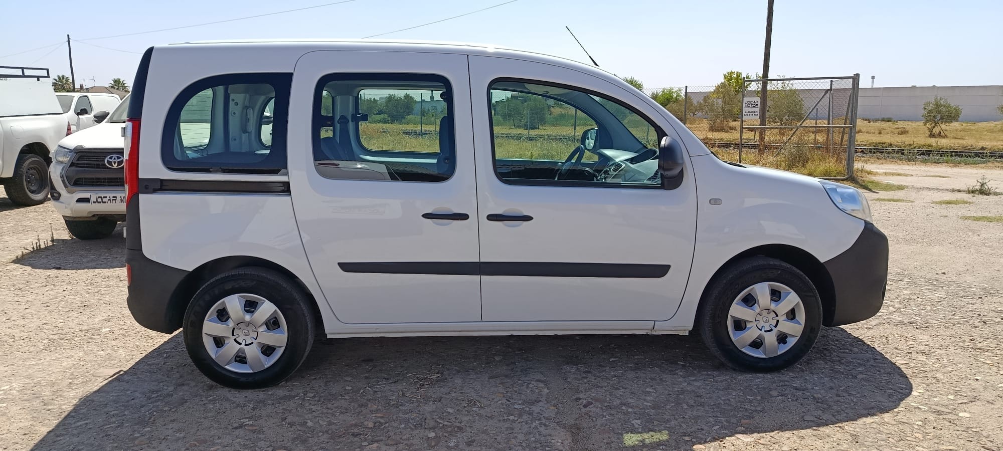 copy of FORD COURIER 1.6 TDCI 75 CV FURGON