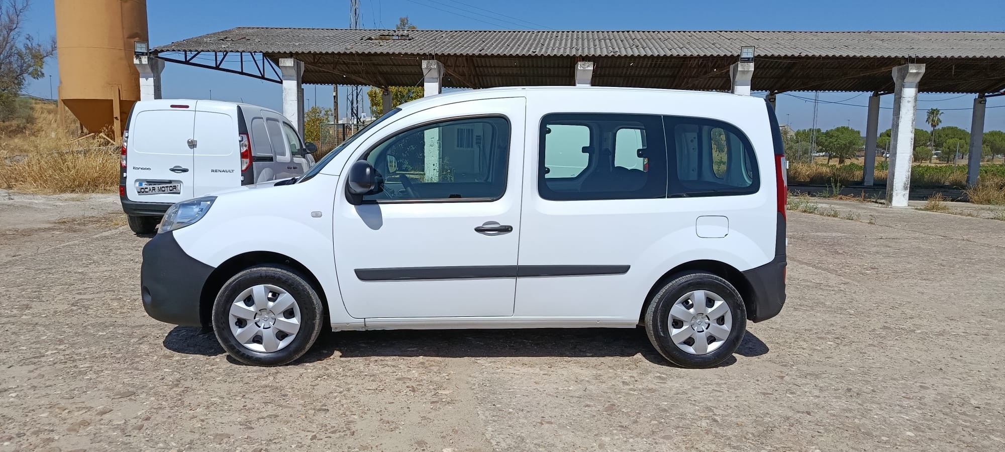 copy of FORD COURIER 1.6 TDCI 75 CV FURGON