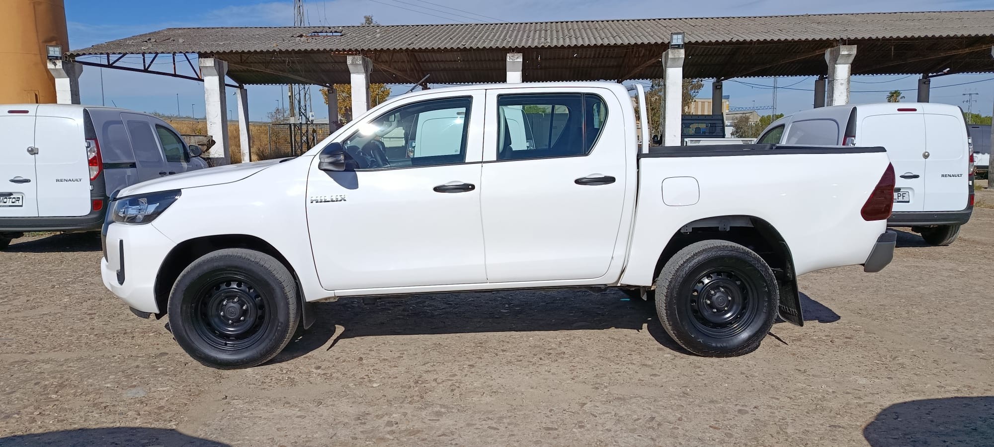 TOYOTA HILUX 2.4 D4D 150 CV DOBLE CABINA GX