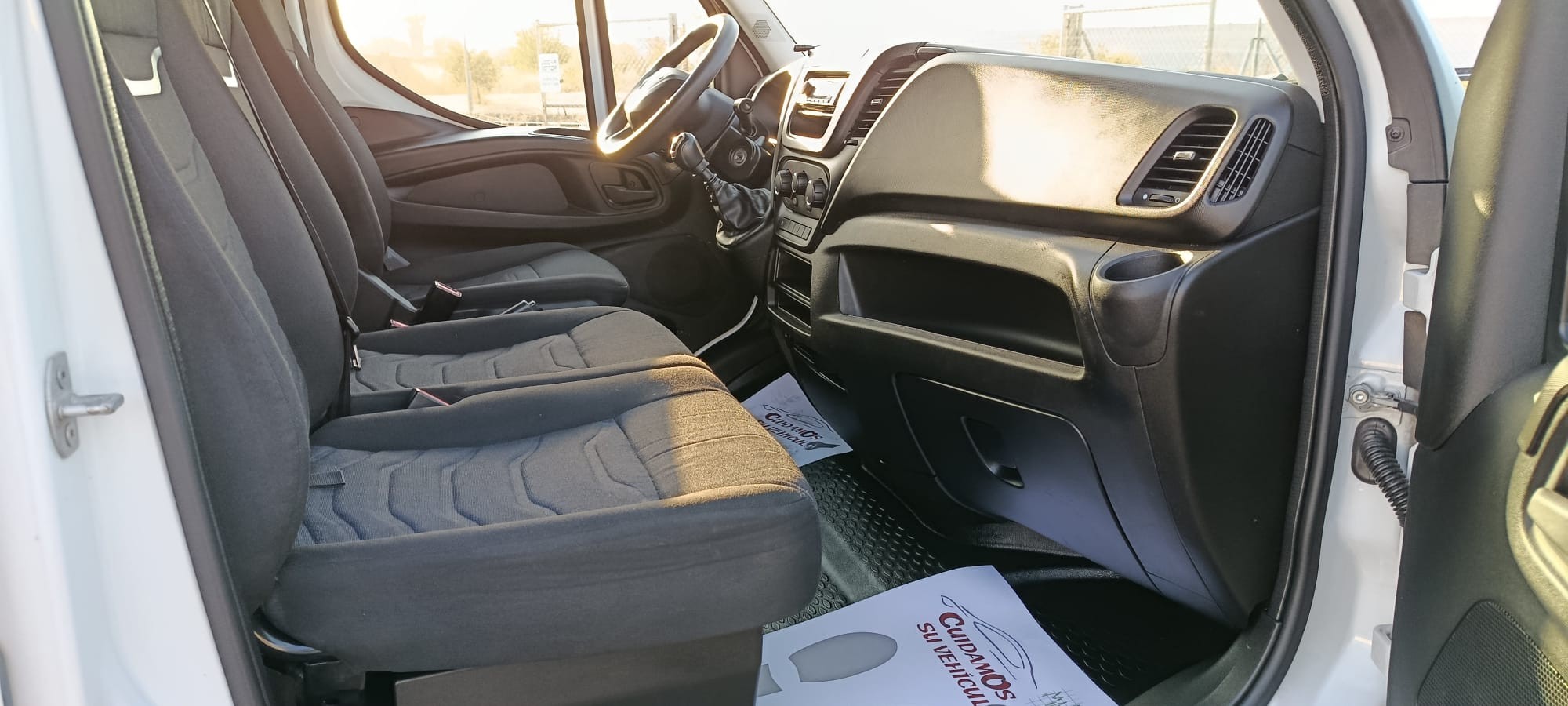 copy of FORD COURIER 1.6 TDCI 75 CV FURGON