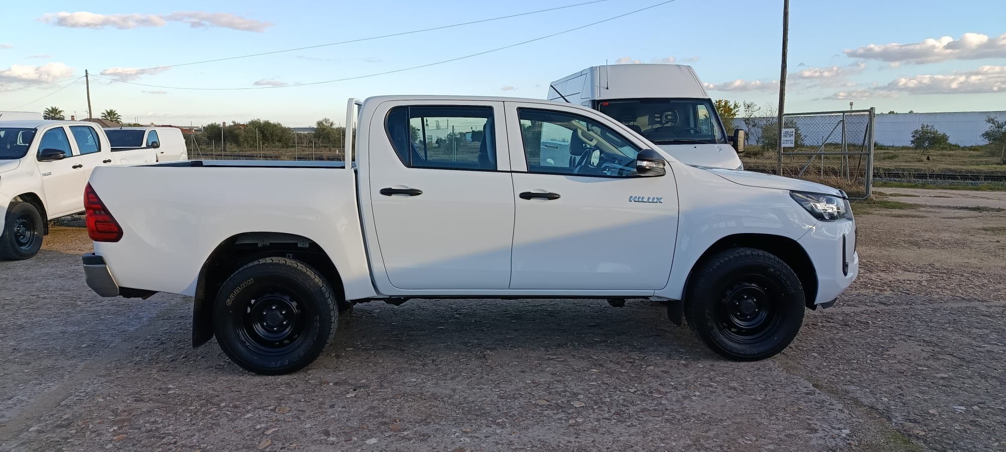 TOYOTA HILUX 2.4 D4D 150 CV DOBLE CABINA GX