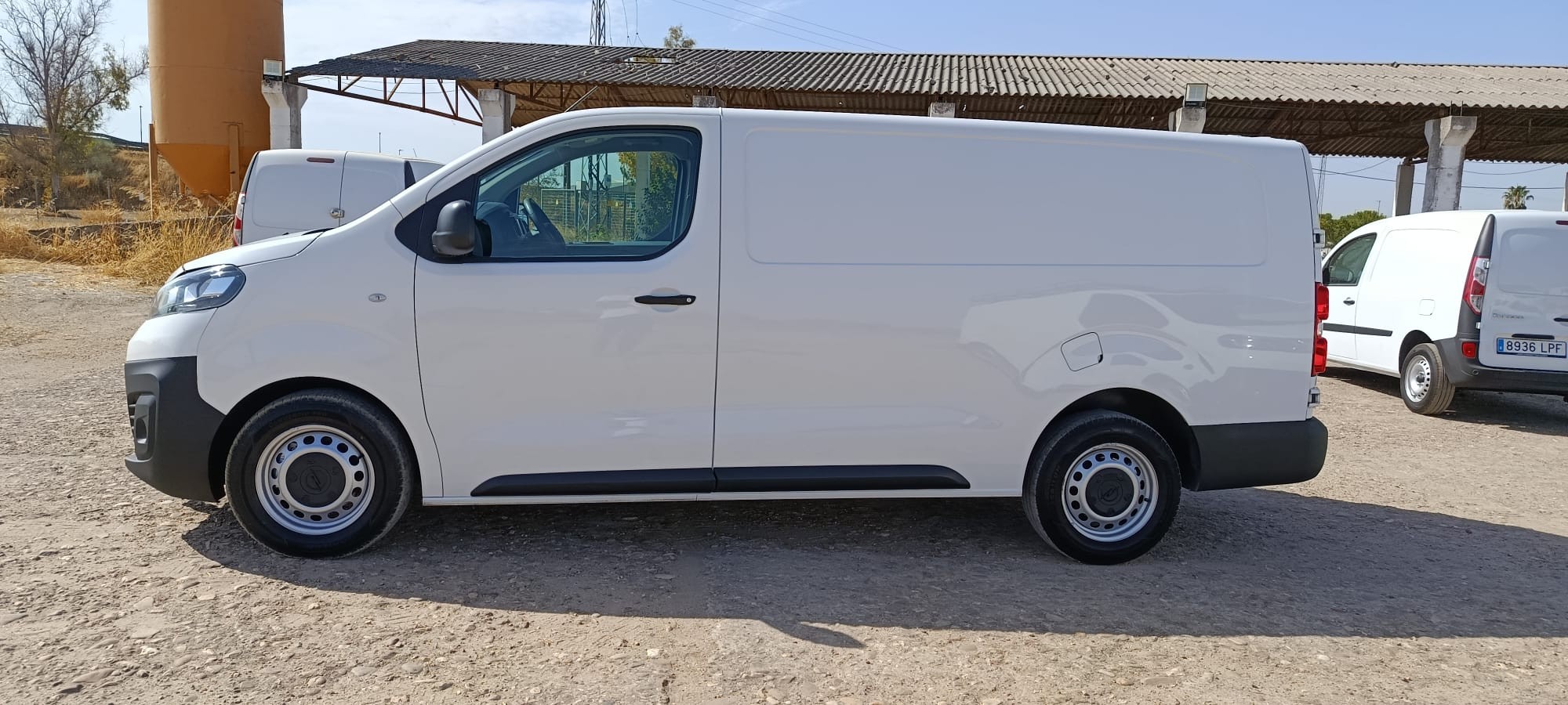 copy of FORD COURIER 1.6 TDCI 75 CV FURGON