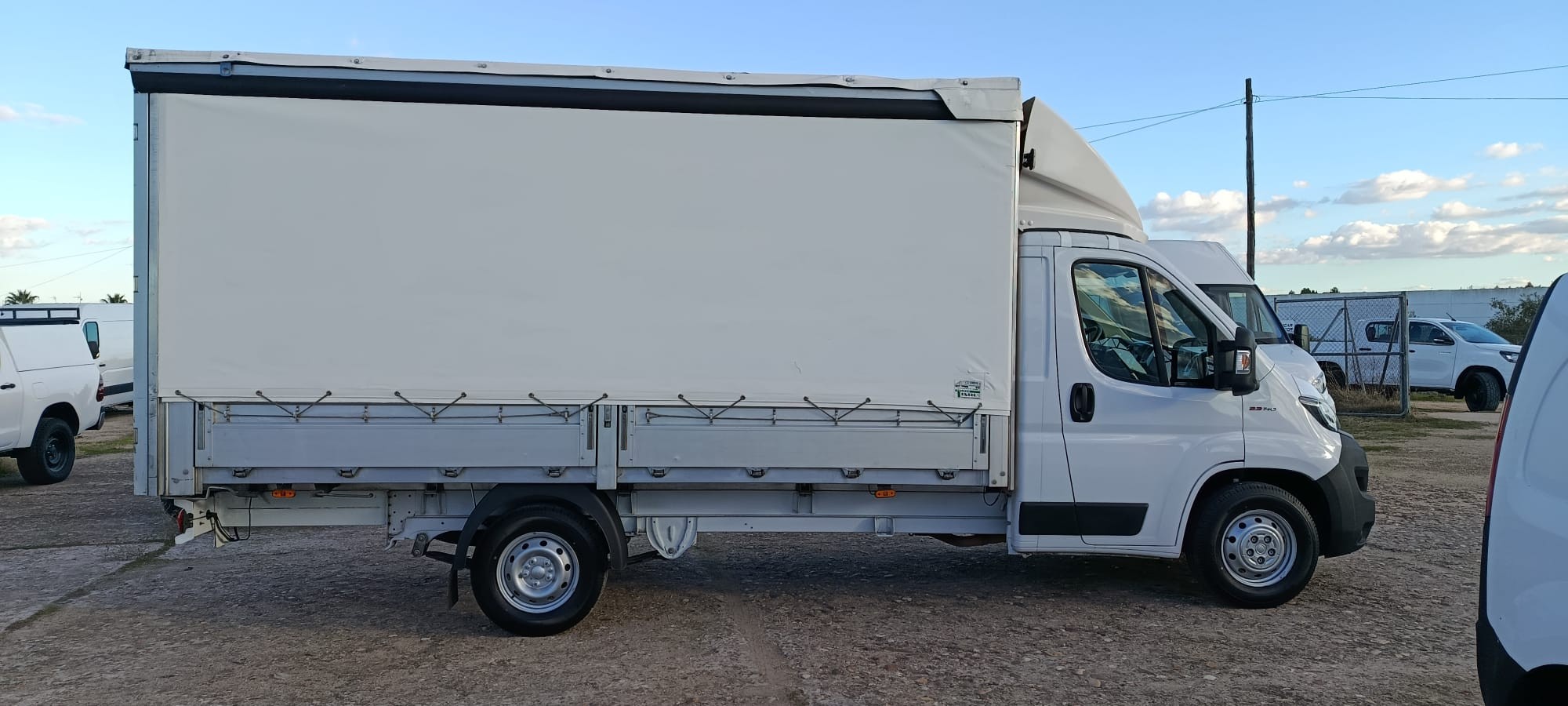 FIAT DUCATO TAULINER 2.3 140 CV L3 CON PLATAFORMA