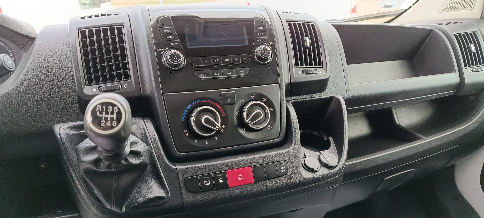 PEUGEOT BOXER 2.2 HDI 140 CV L1-H1