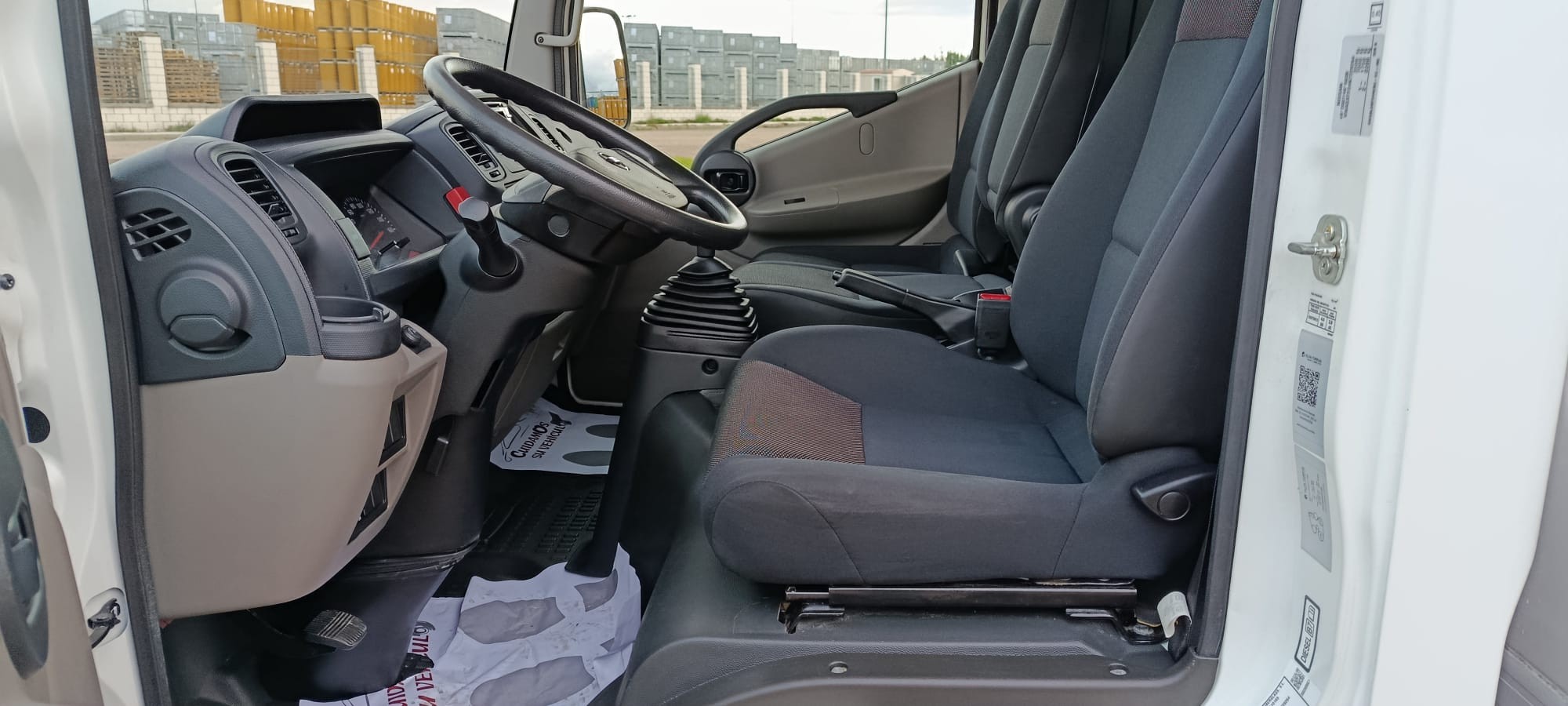 NISSAN CABSTAR 3.0 130CV FRIGORIFICO -20º