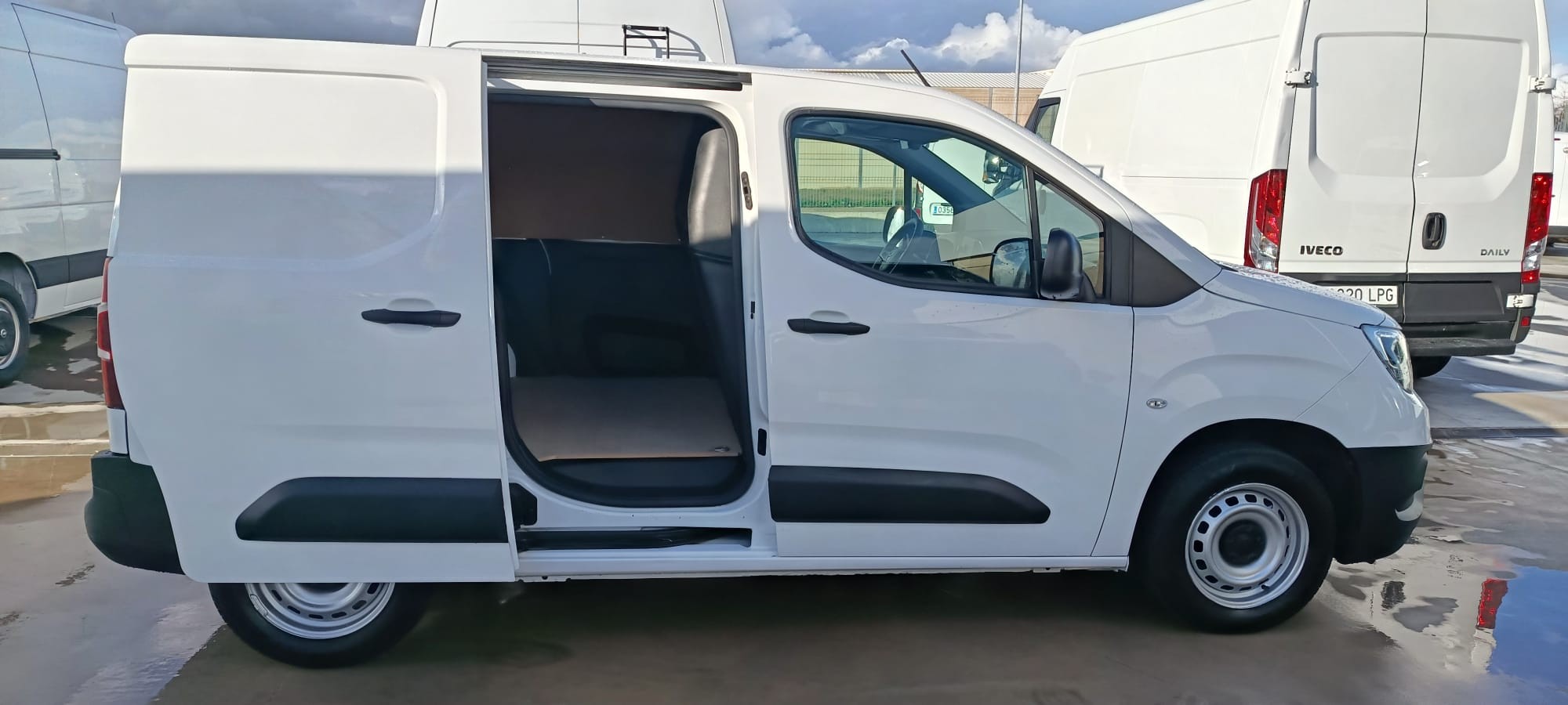 OPEL COMBO CARGO 1.5 TD 100CV FURGON