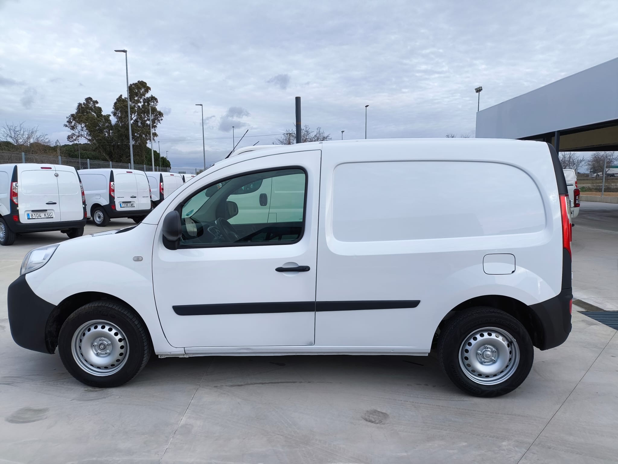 RENAULT KANGOO PROFESIONAL 1.5 DCI 95 CV FURGON
