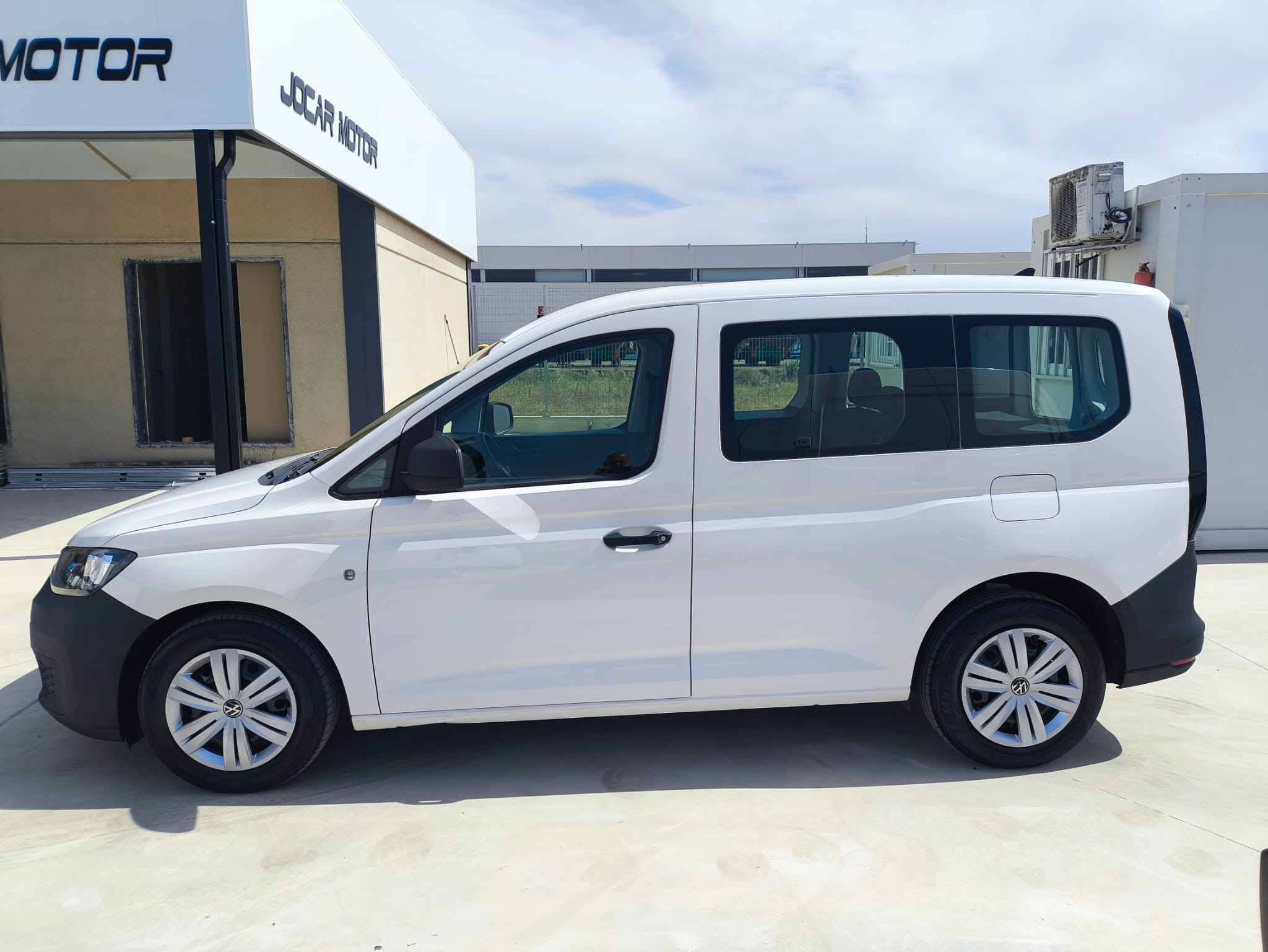 copy of FORD COURIER 1.6 TDCI 75 CV FURGON