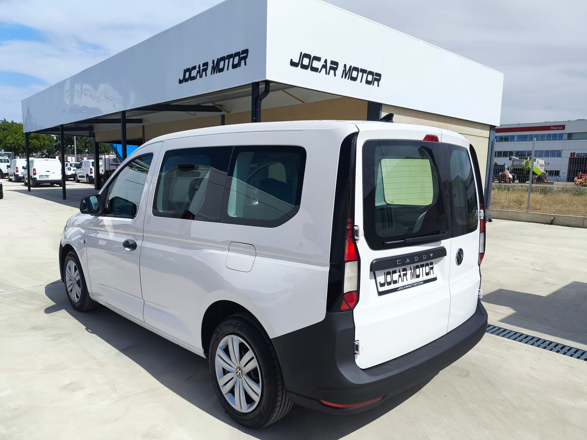 copy of FORD COURIER 1.6 TDCI 75 CV FURGON