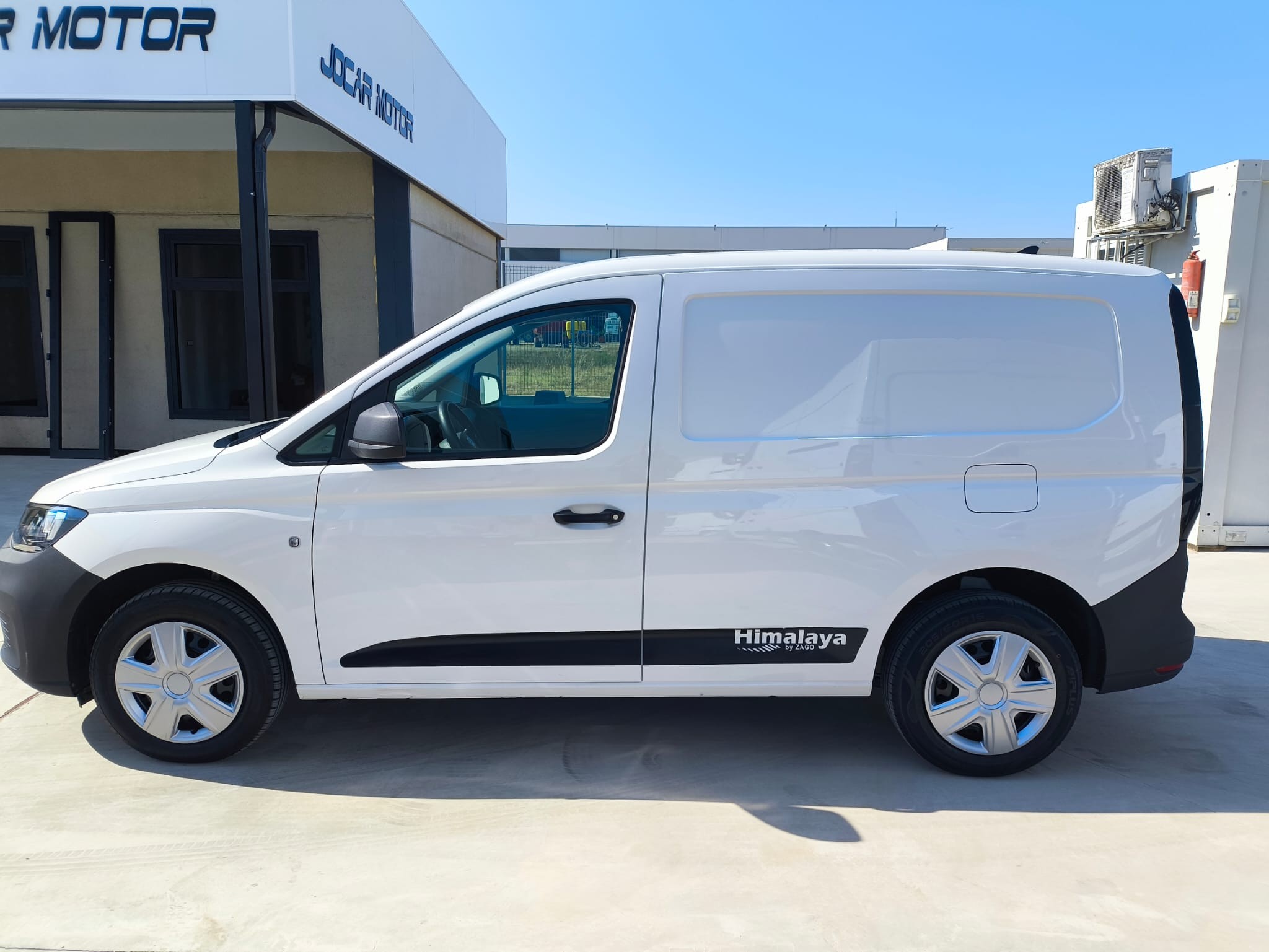 copy of FORD COURIER 1.6 TDCI 75 CV FURGON