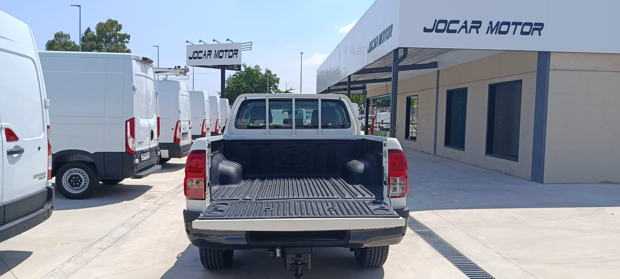 TOYOTA HILUX 2.4 D4D 150 CV DOBLE CABINA GX