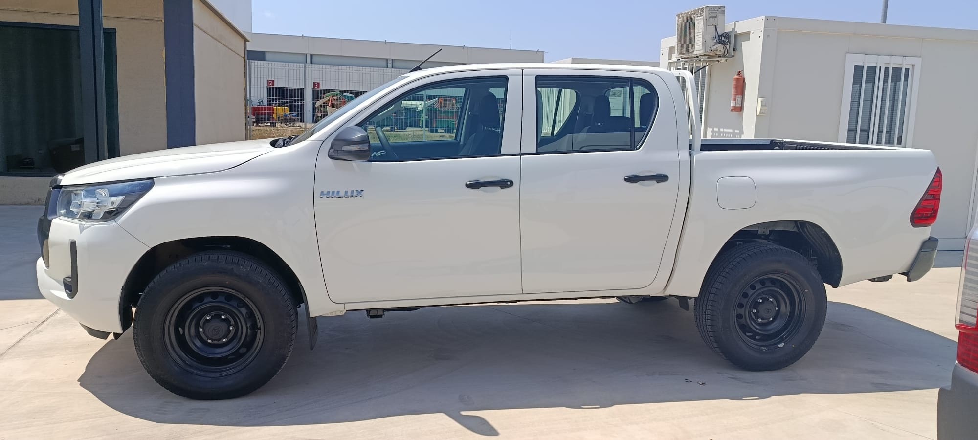 TOYOTA HILUX 2.4 D4D 150 CV DOBLE CABINA GX