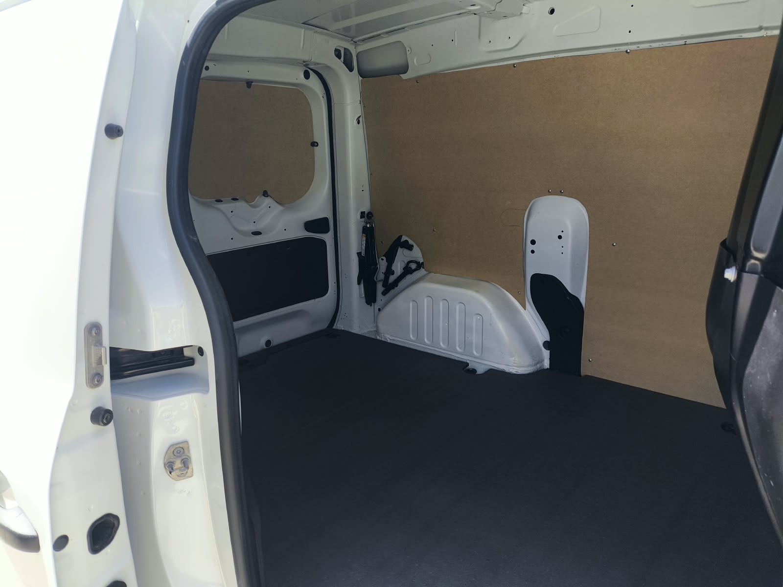 copy of FORD COURIER 1.6 TDCI 75 CV FURGON