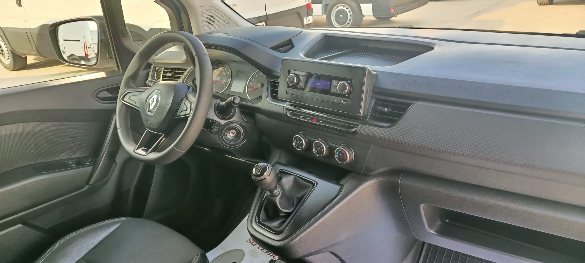 RENAULT KANGOO PROFESIONAL 1.5 DCI 95 CV FURGON
