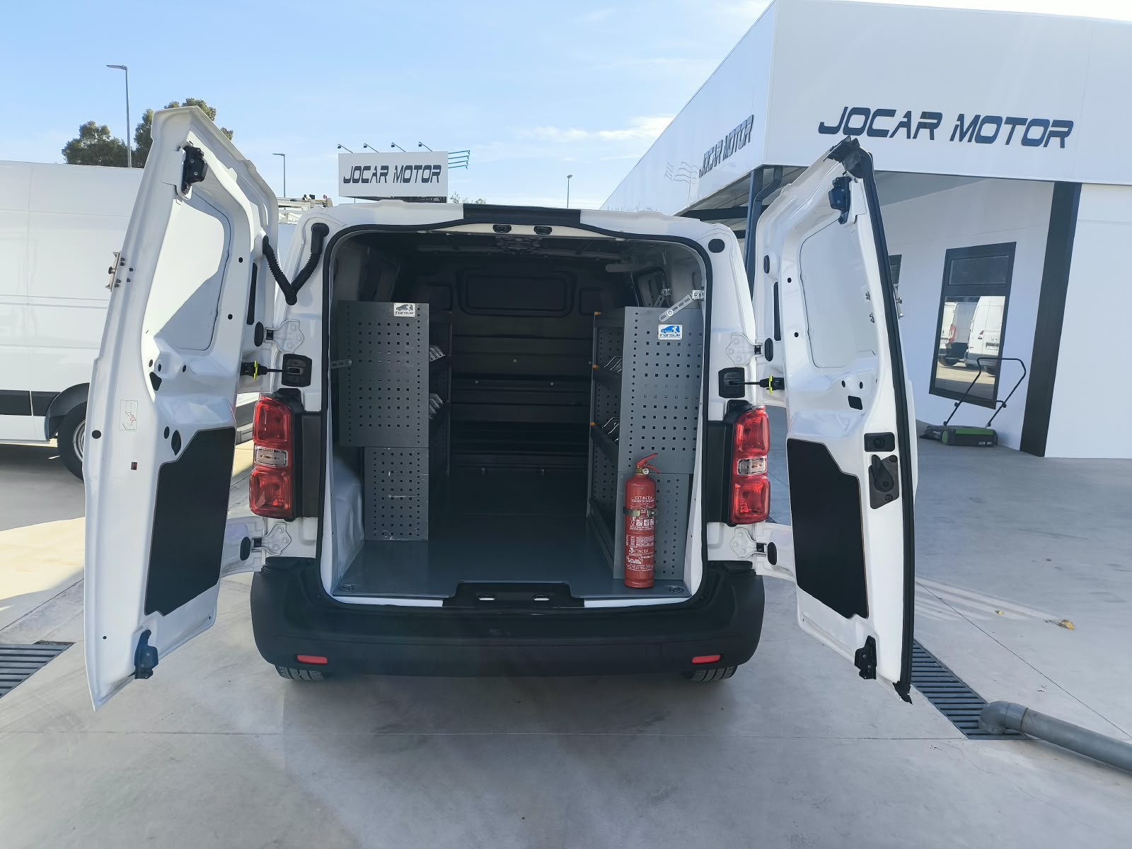 copy of FORD COURIER 1.6 TDCI 75 CV FURGON