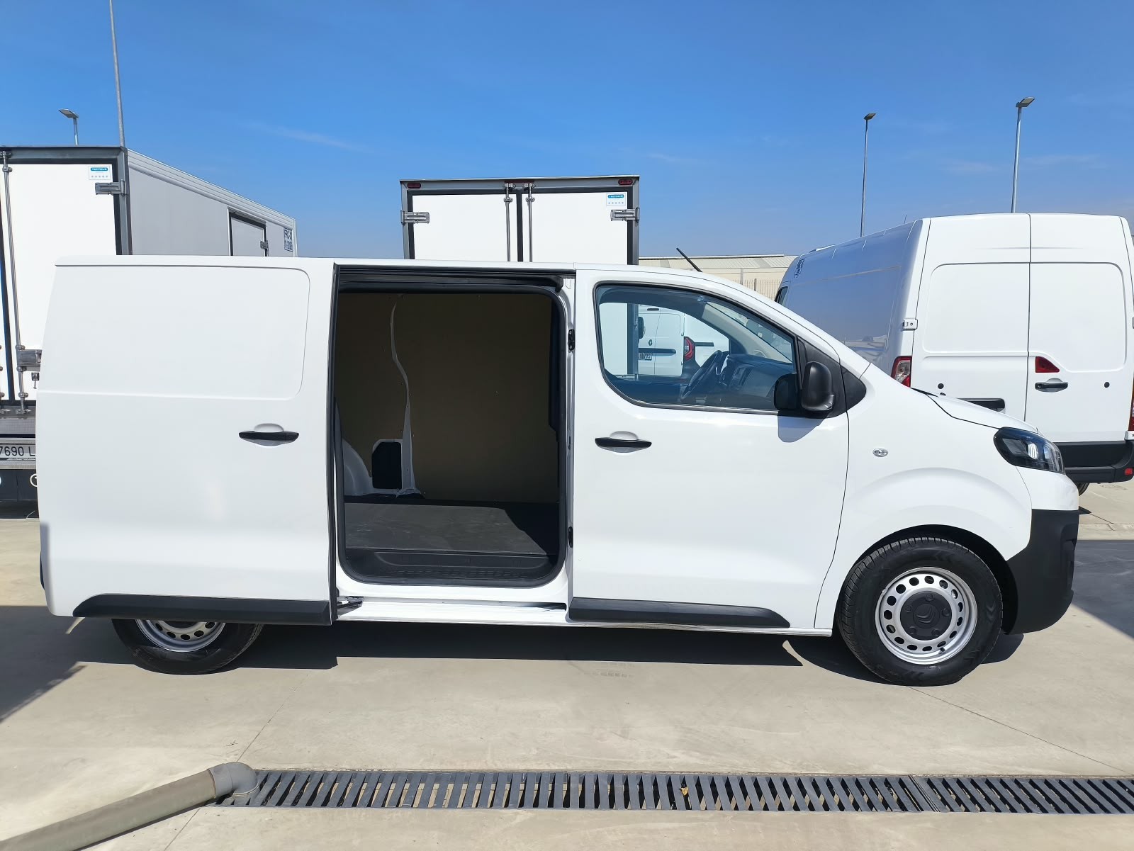 CITROEN JUMPY TALLA M BLUE HDI 100CV