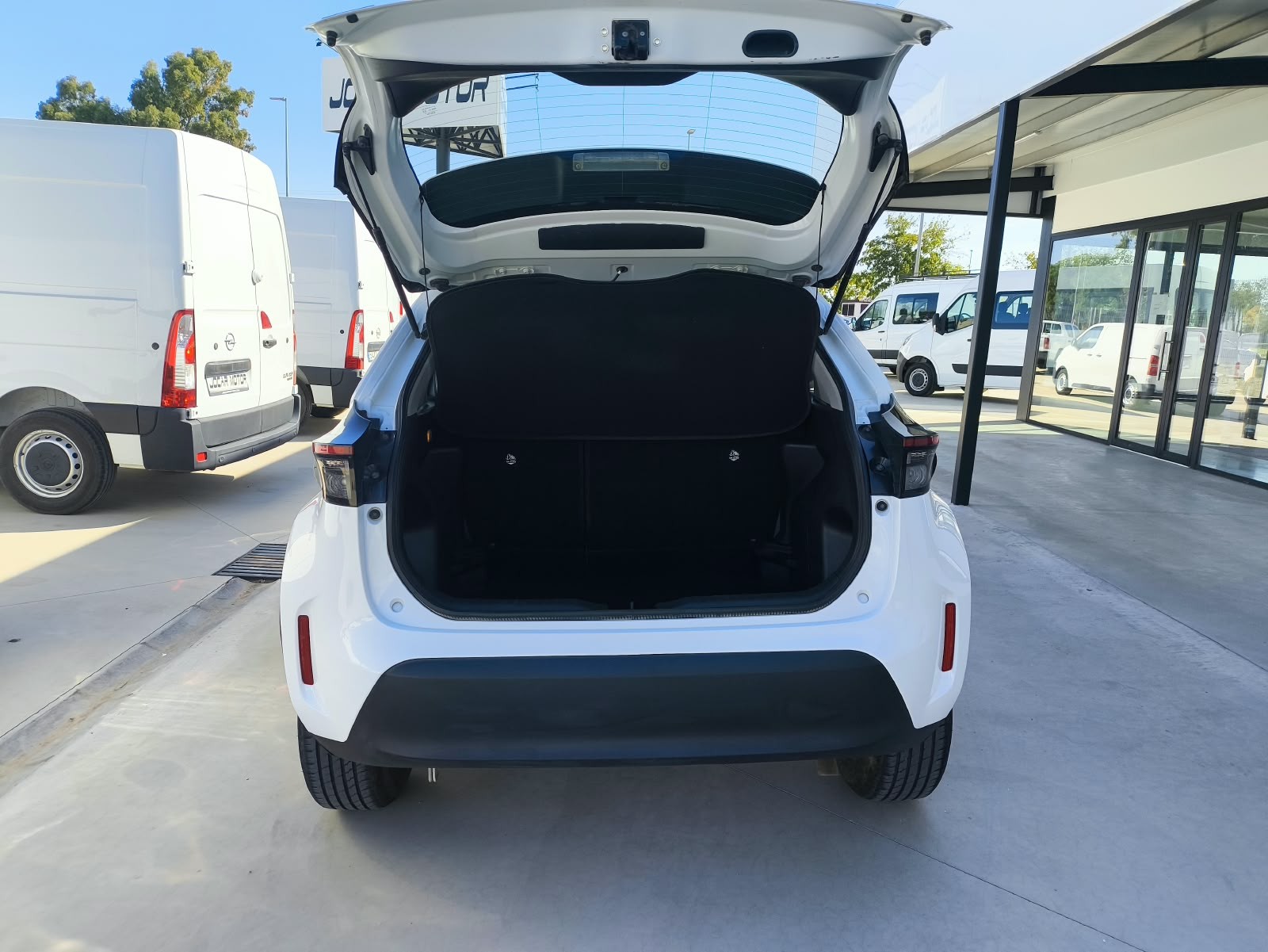 copy of FORD COURIER 1.6 TDCI 75 CV FURGON