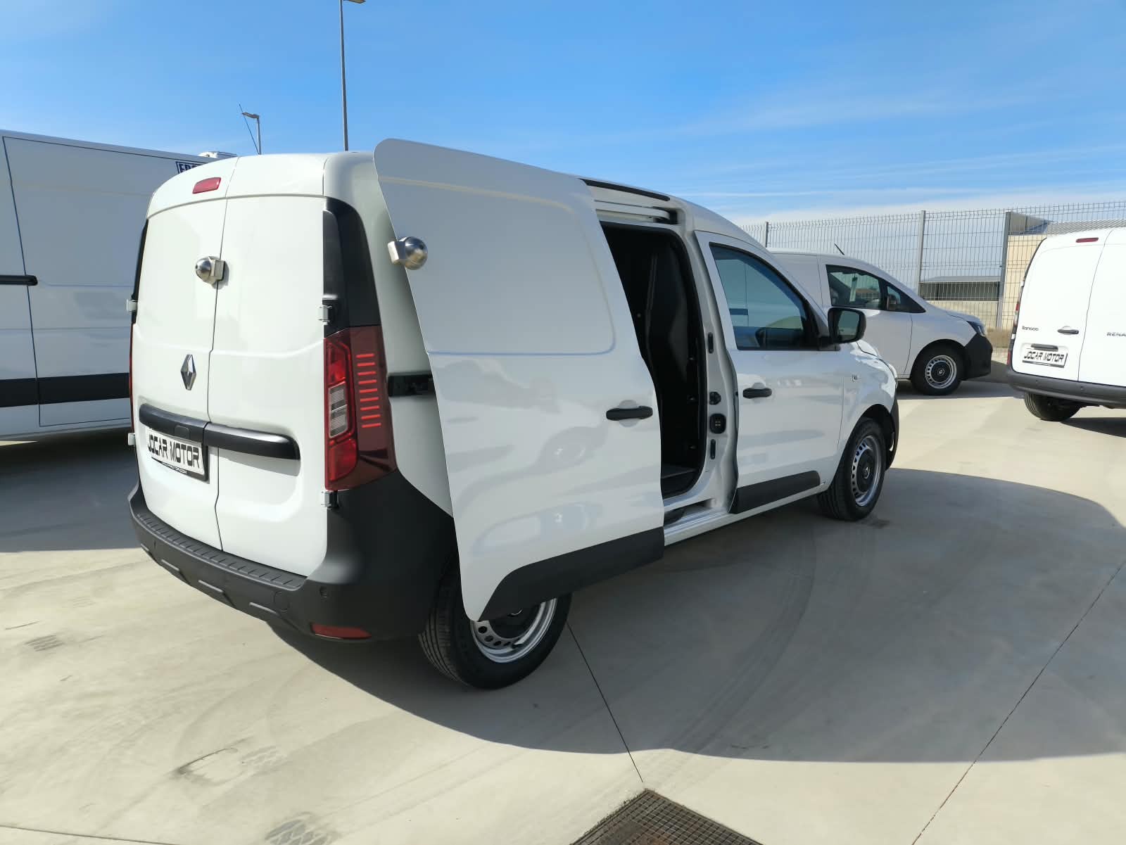copy of FORD COURIER 1.6 TDCI 75 CV FURGON