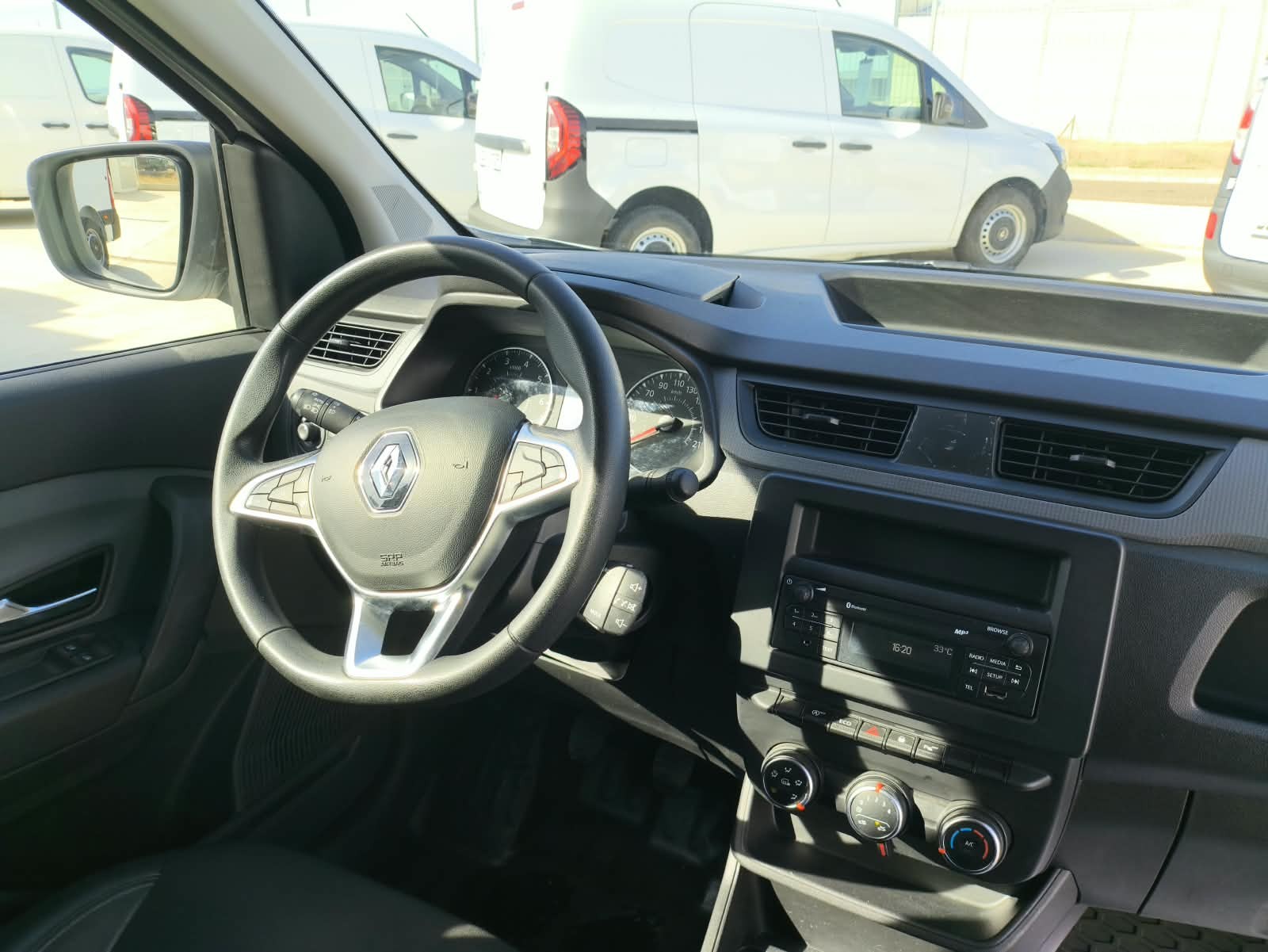 copy of FORD COURIER 1.6 TDCI 75 CV FURGON